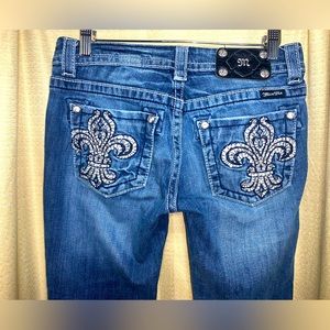 Miss Me Fleur-delis Embroidered Back Pocket Bootcut Blue Jeans size 27 x 27